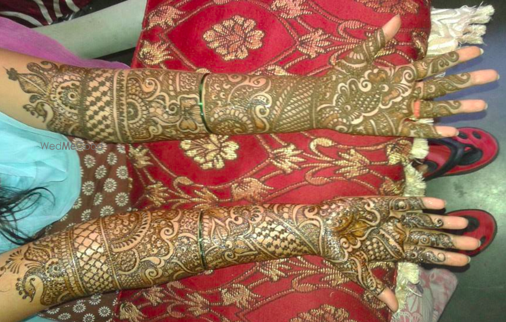 Chandan Mehandi Art