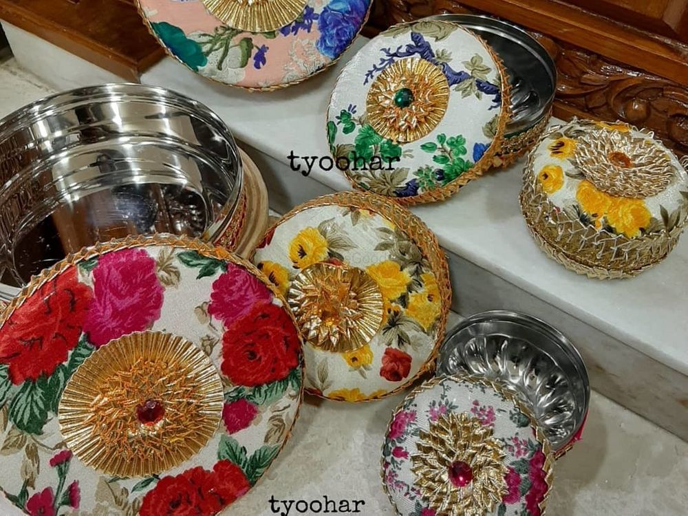 Photo By Tyoohar - Trousseau Packers
