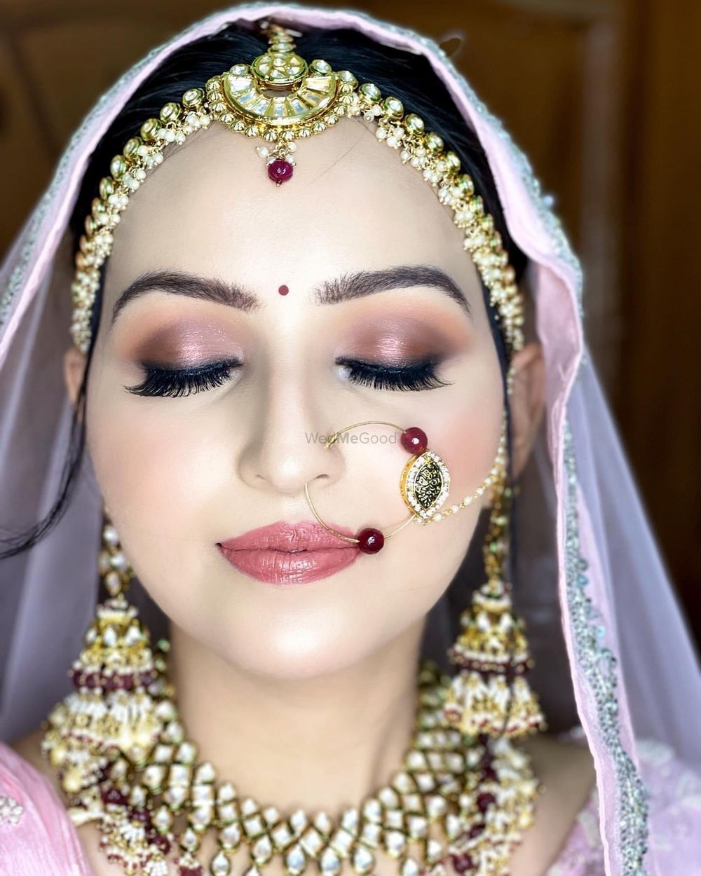 Photo By Misha Bhatnagar Makeovers - Bridal Makeup