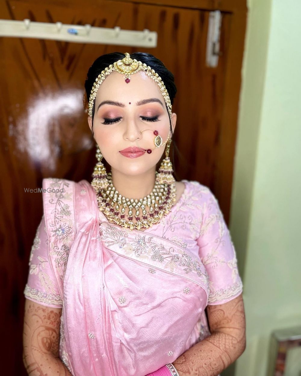 Photo By Misha Bhatnagar Makeovers - Bridal Makeup