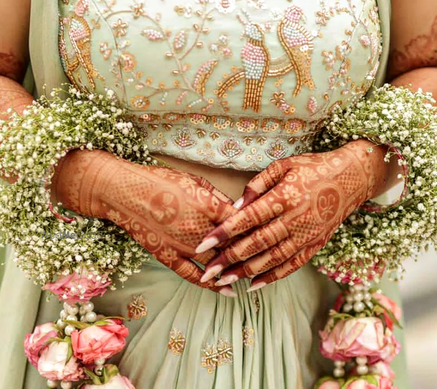 Mehandi Shades