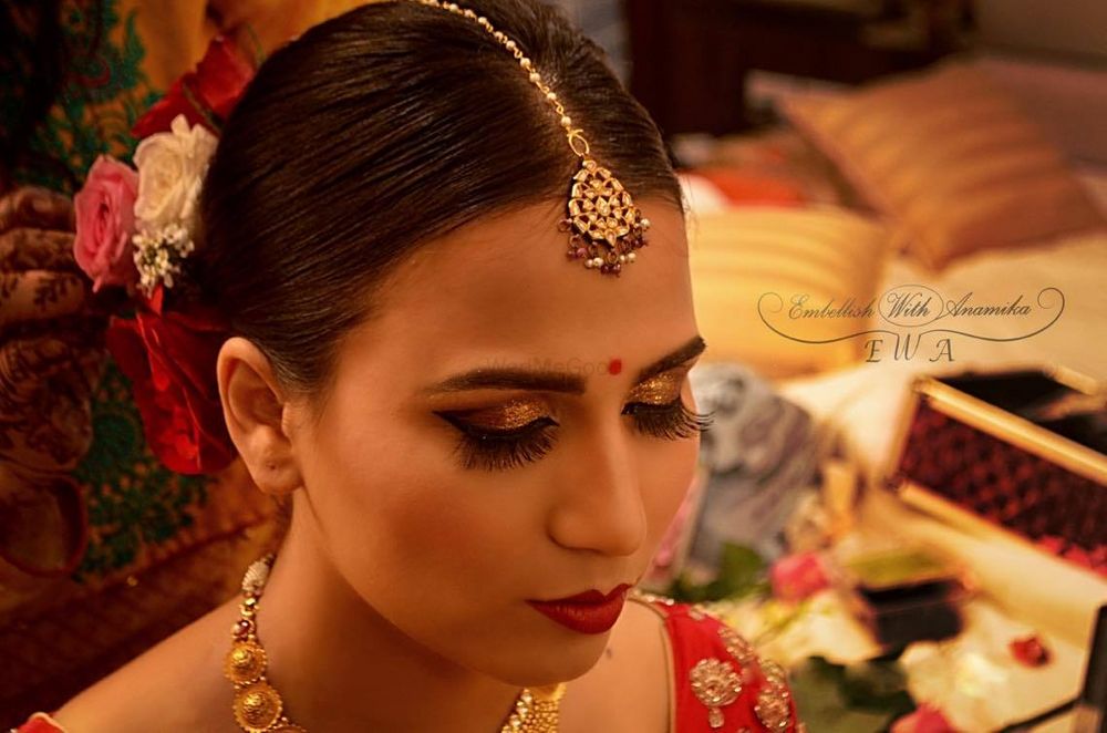 Photo By Embellish with Anamika - Bridal Makeup