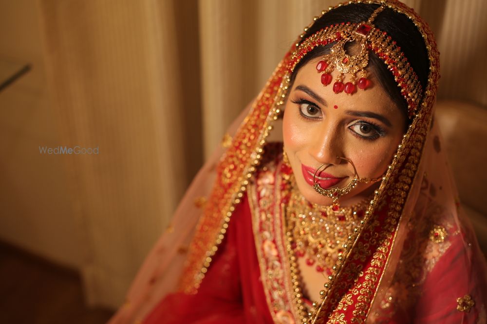 Photo By Makeovers by Harleen - Bridal Makeup