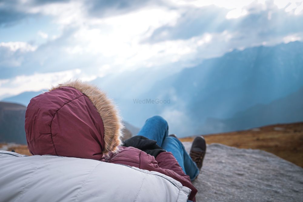 Photo By World Through Lens - Pre Wedding Photographers