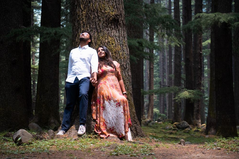 Photo By World Through Lens - Pre Wedding Photographers