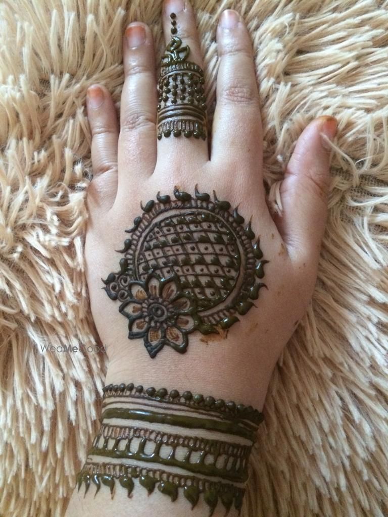 Photo By Ayra Art and Bakester - Mehendi Artist