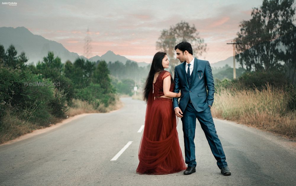 Photo By Living Pixels by Ankit Preksha Photography - Photographers