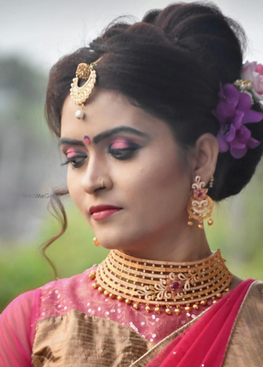 Photo By Queen Salon - Bridal Makeup