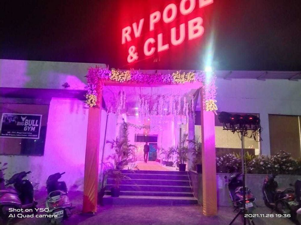 Photo By RV Pool & Club - Venues
