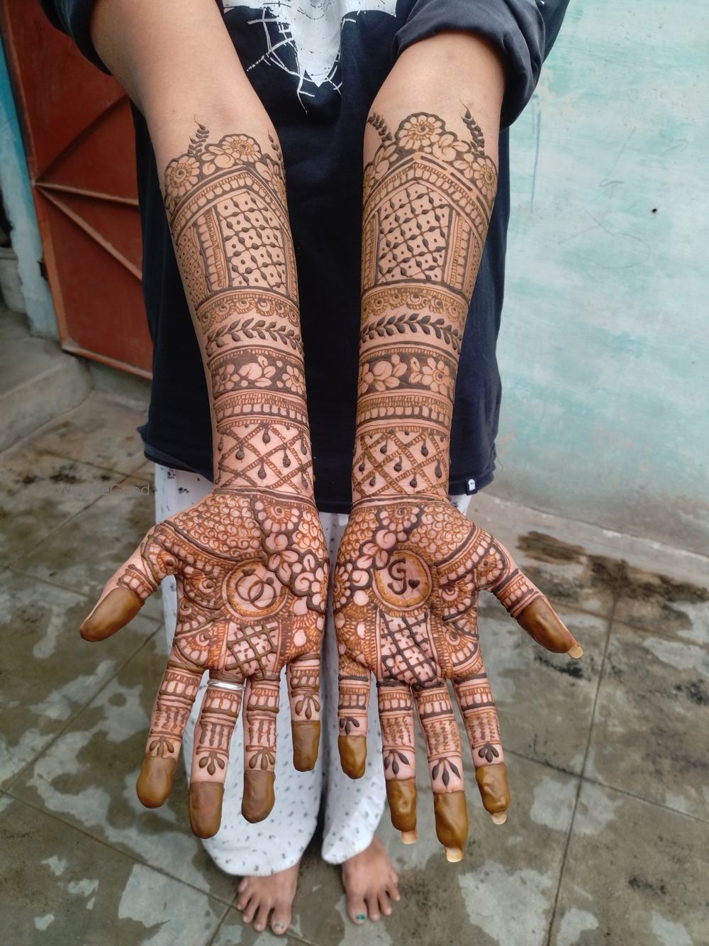 Photo By Henna Fashion - Mehendi Artist