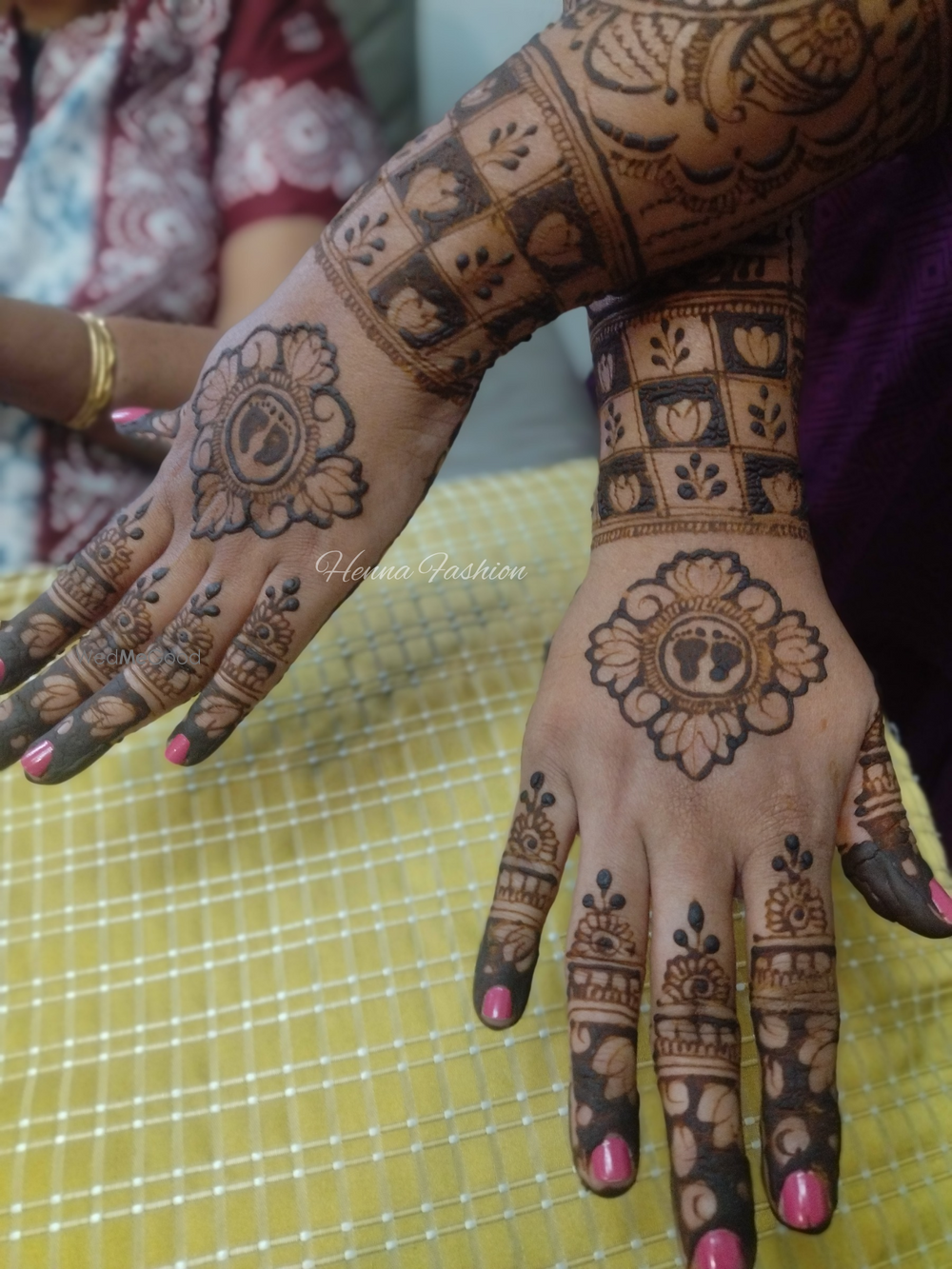 Photo By Henna Fashion - Mehendi Artist