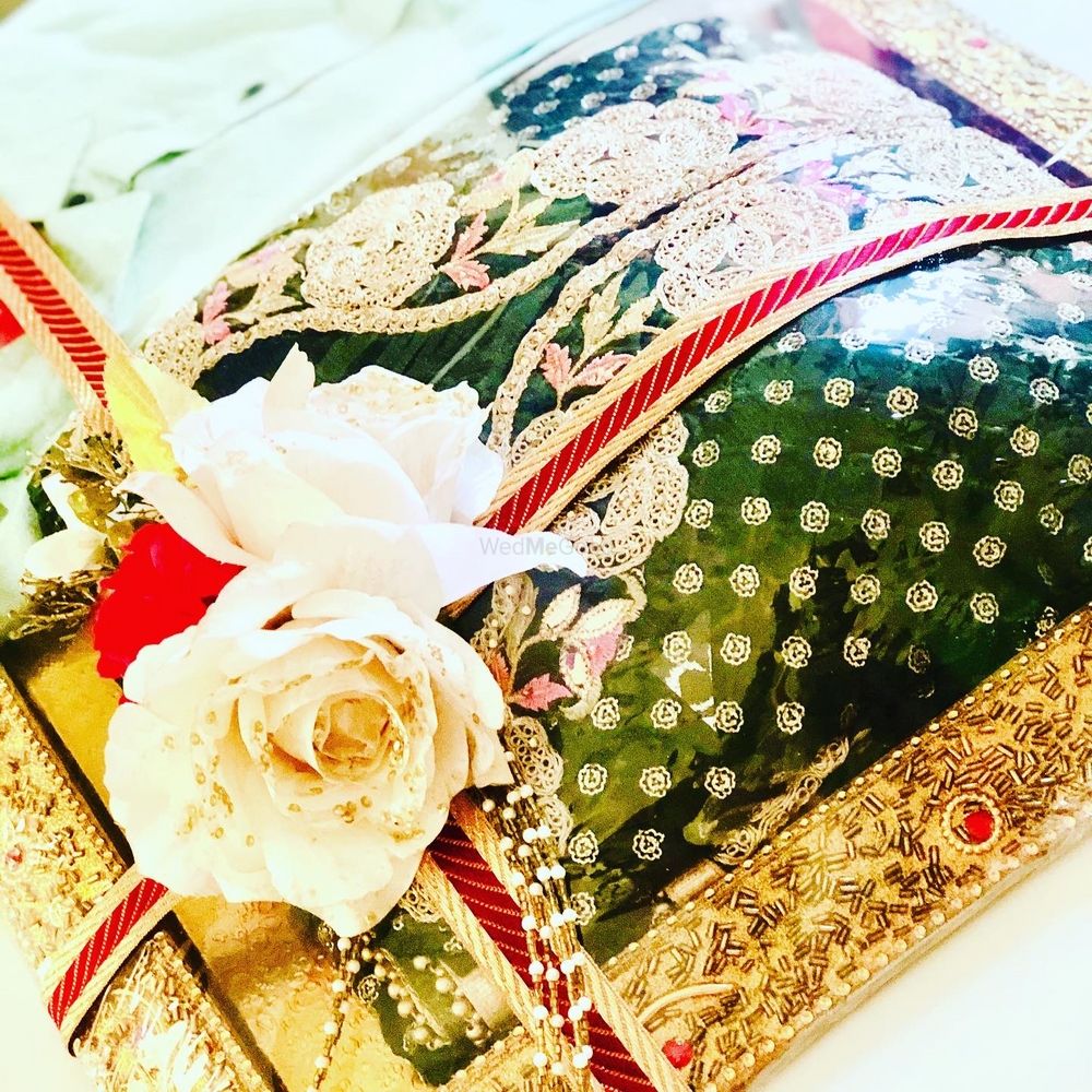 Photo By Setia Invitations - Trousseau Packers