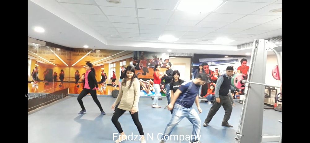 Photo By Frndzz N Company - Sangeet Choreographer