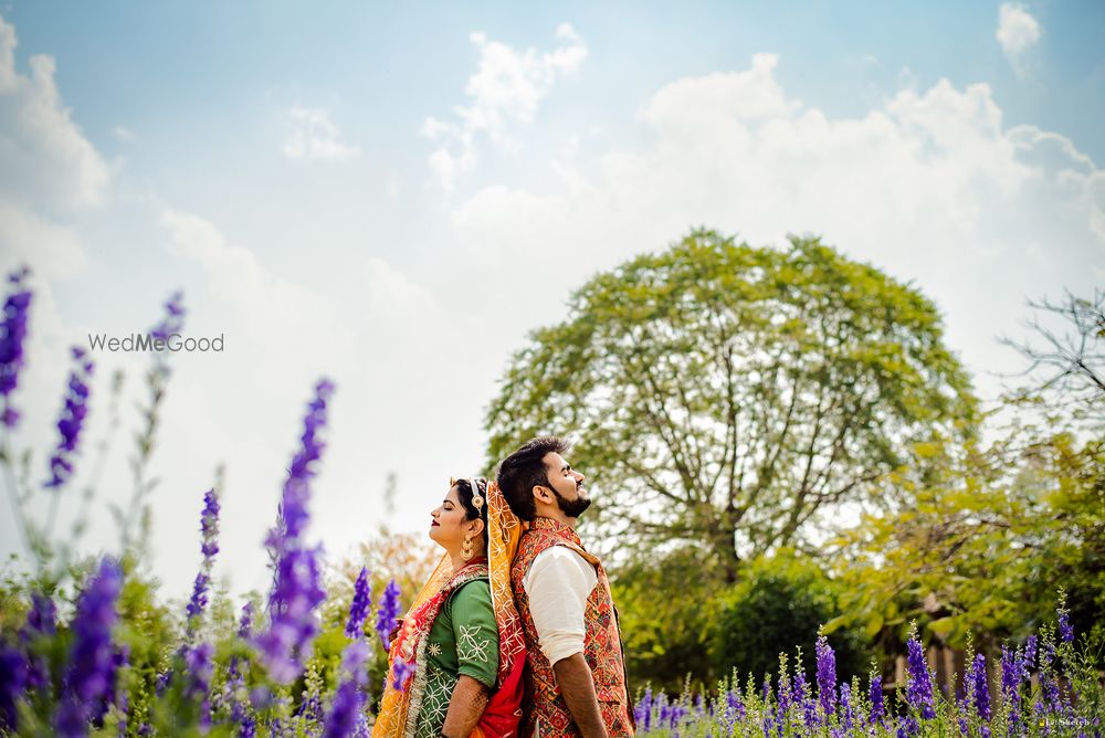 Photo By Life Sketch - Photographers