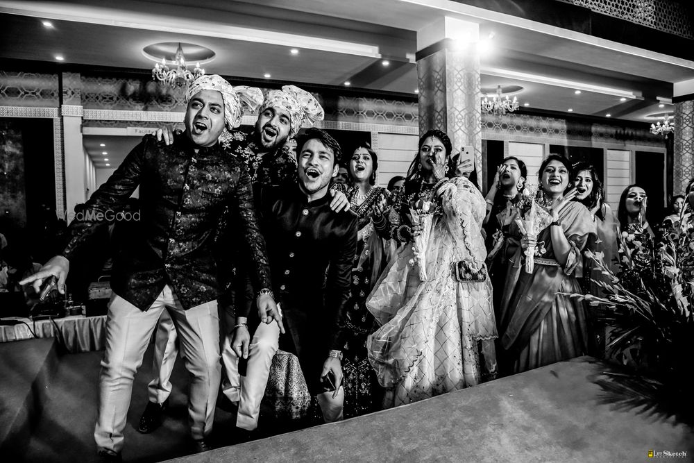 Photo By Life Sketch - Photographers
