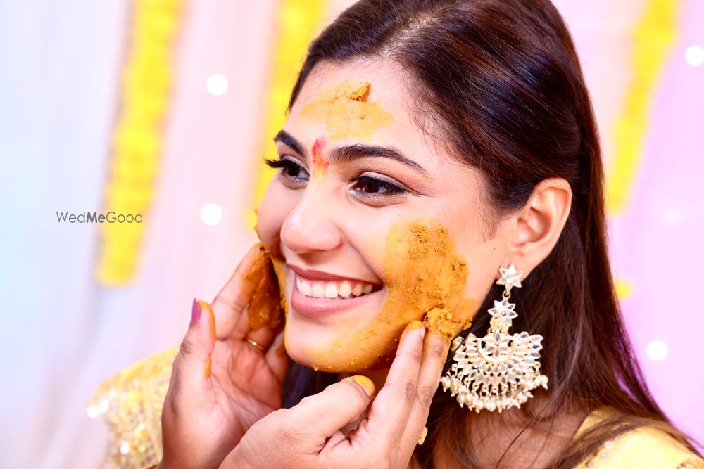 Photo By Makeovers By Gurleen - Bridal Makeup