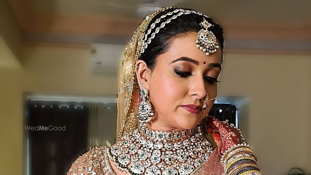 ShriRaj Mukadam Makeup & HairArtist