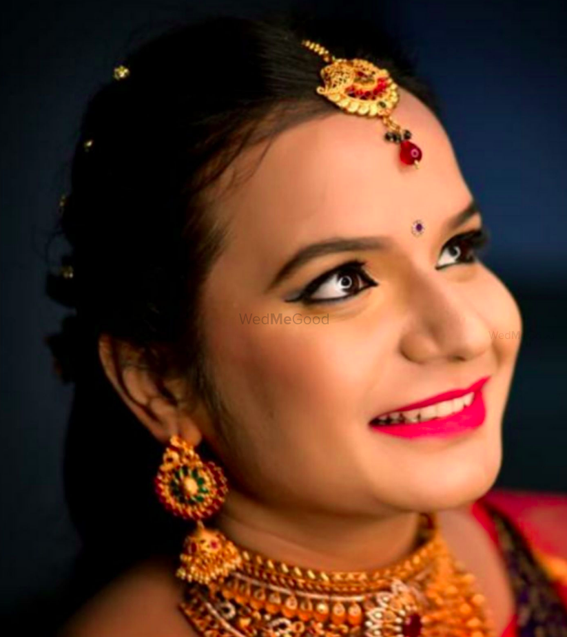 Photo By Makeover by Sunitha Vagale - Bridal Makeup