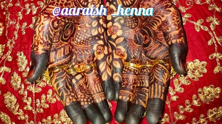 Aaraish Henna