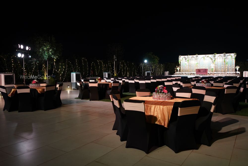 Photo By Trello Entertainment  - Wedding Planners