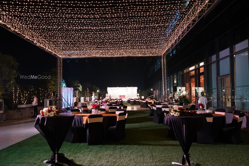 Photo By Trello Entertainment  - Wedding Planners