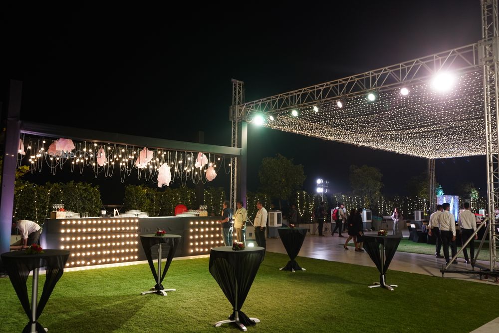 Photo By Trello Entertainment  - Wedding Planners