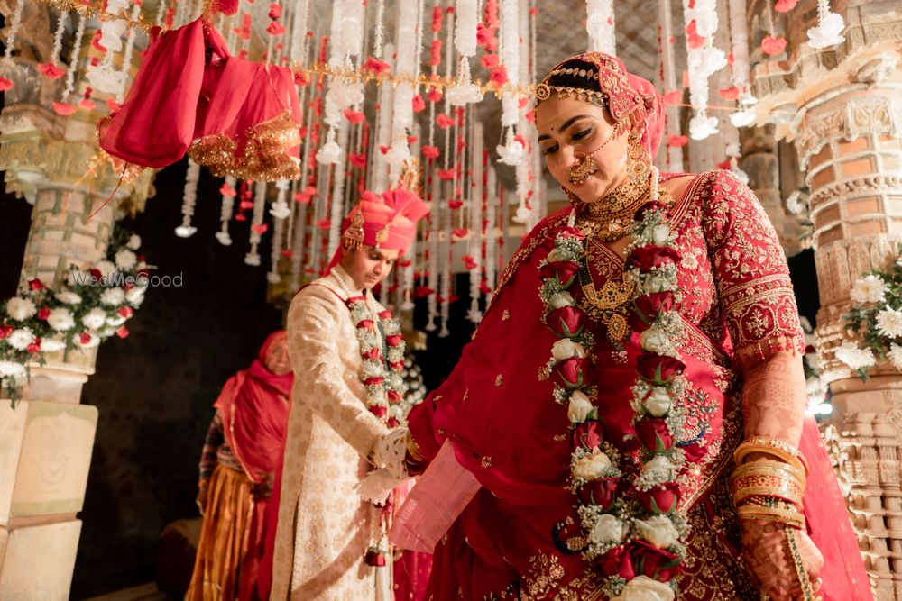 Photo By Wedding Tellers  - Photographers