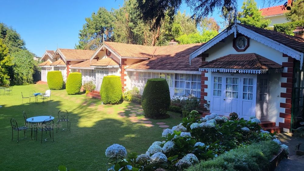 Kluney Manor