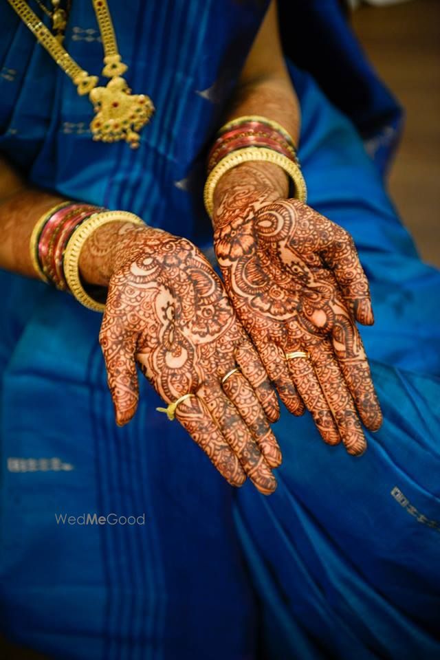 Photo By Deepali's Mehendi - Mehendi Artist