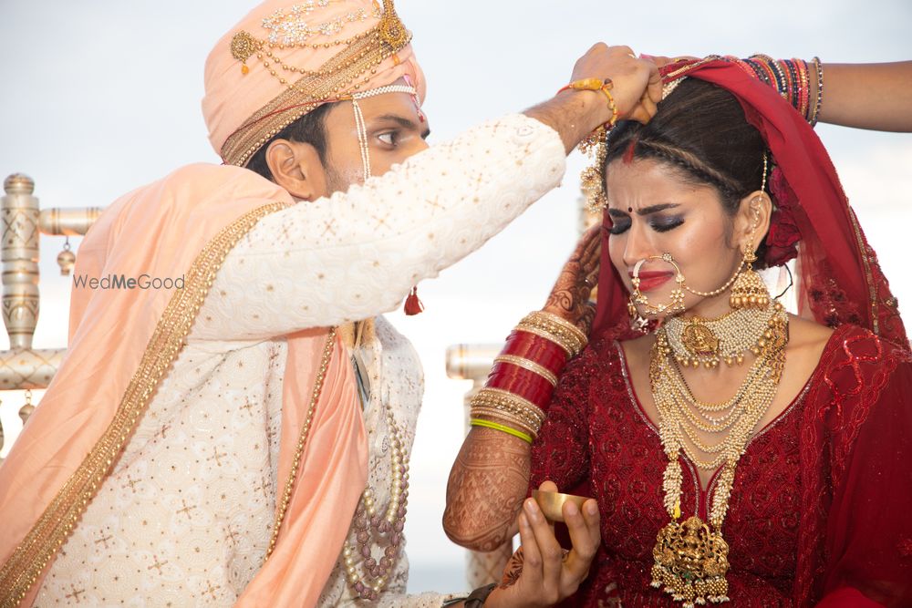 Photo By Talking Pictures Studio - Photographers