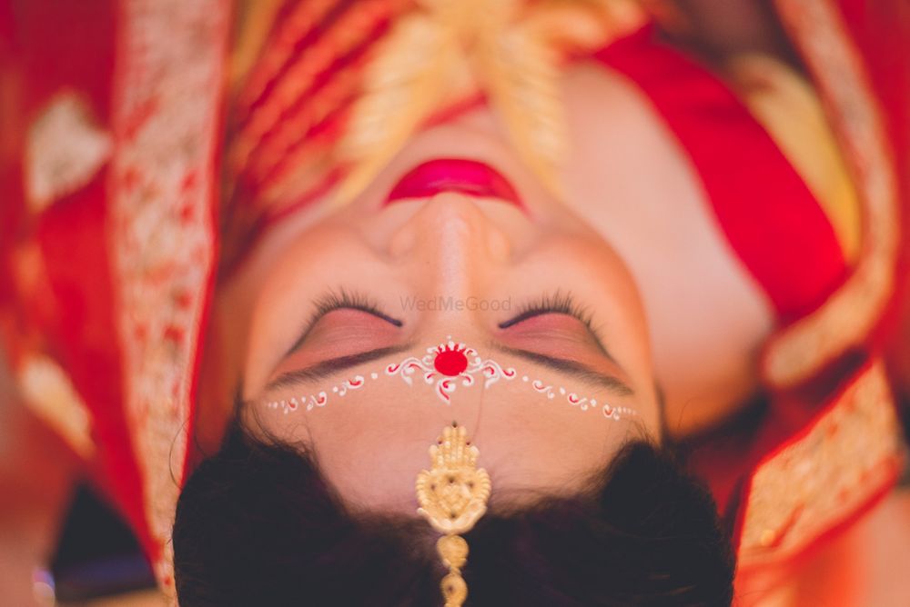 Photo of Bengali bride top shot