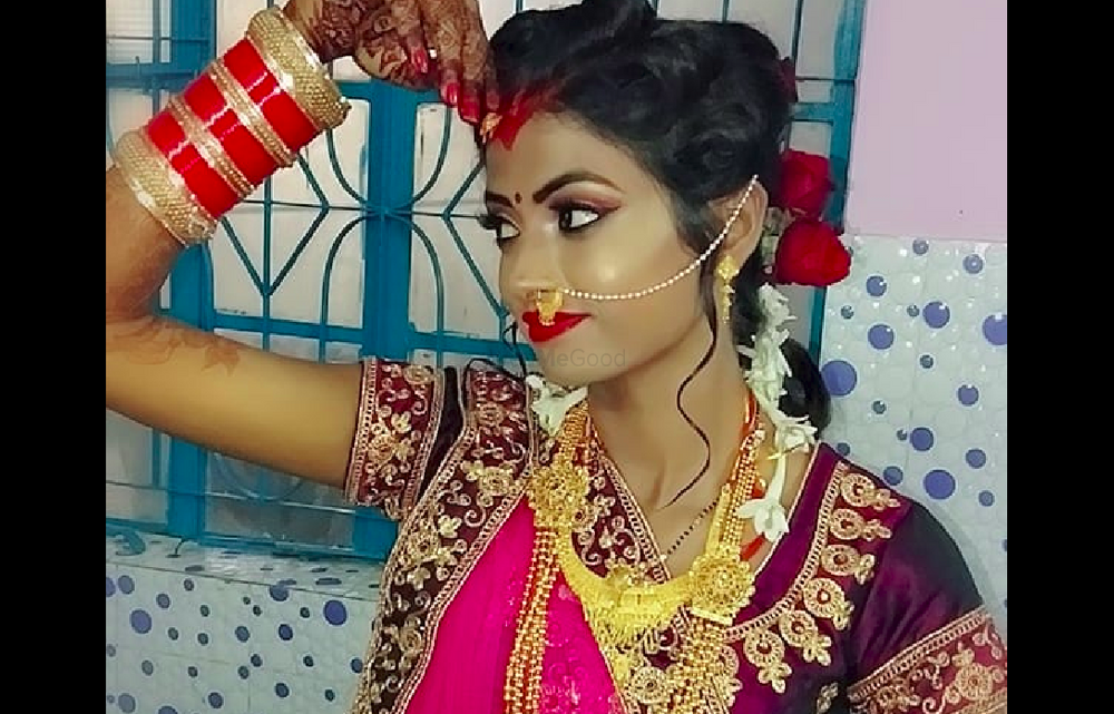 Shakuntala Kanu- Professionals Makeup Artist