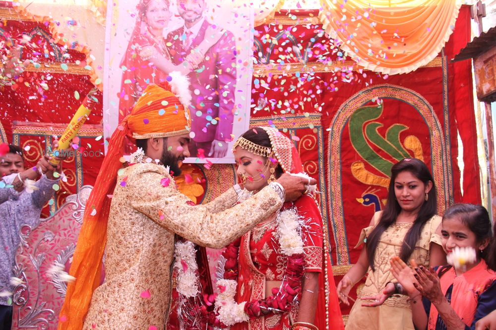 Photo By Creative Photography - Photographers