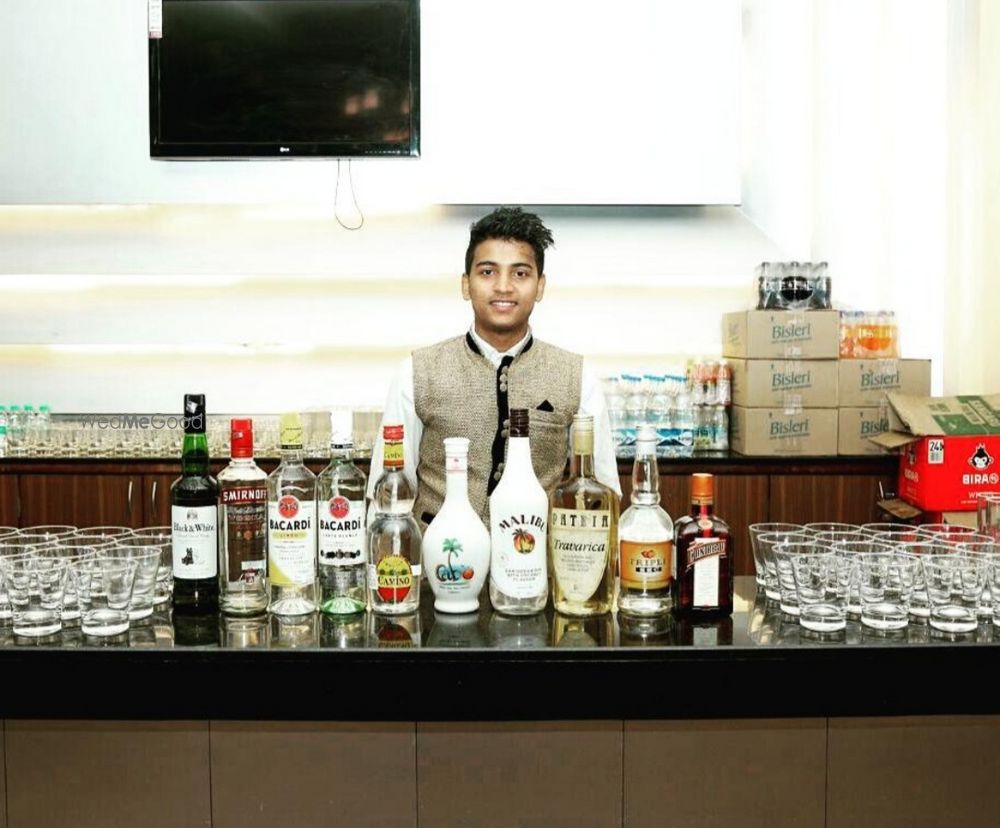 Photo By Twins Bartender Event - Bartenders