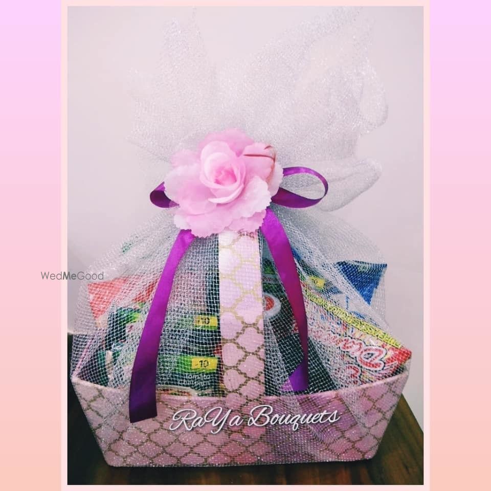 Photo By RaYa Bouquets - Trousseau Packers