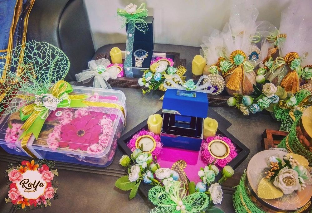 Photo By RaYa Bouquets - Trousseau Packers