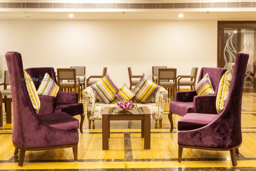 Photo By Velvet Clarks Exotica - Venues