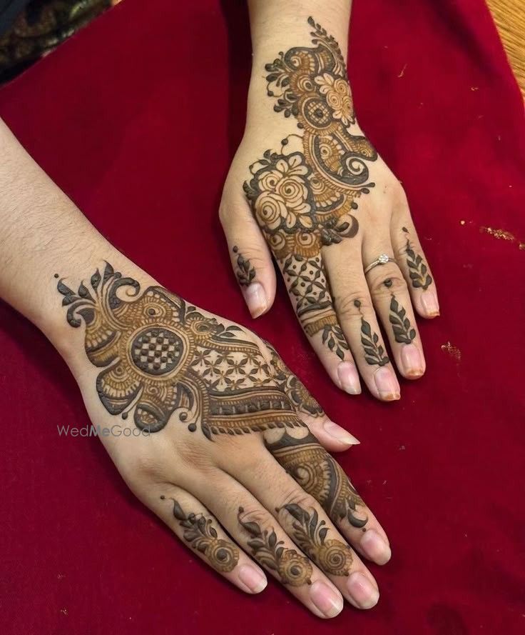 Photo By Hayath Mehendi - Mehendi Artist