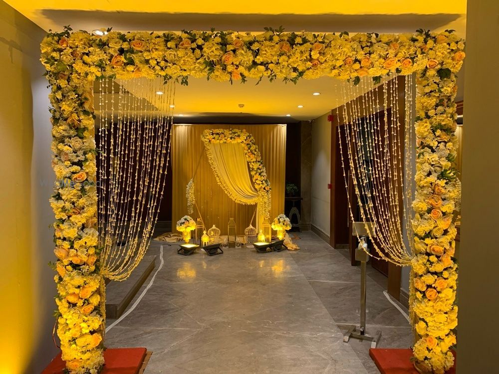 Photo By Weddings Flowers Decor India - Decorators