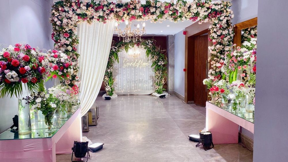 Photo By Weddings Flowers Decor India - Decorators