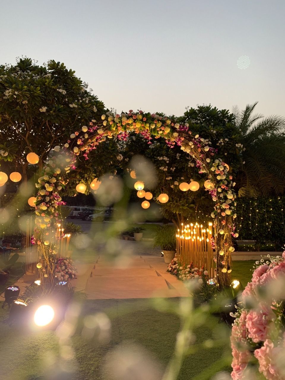 Photo By Weddings Flowers Decor India - Decorators