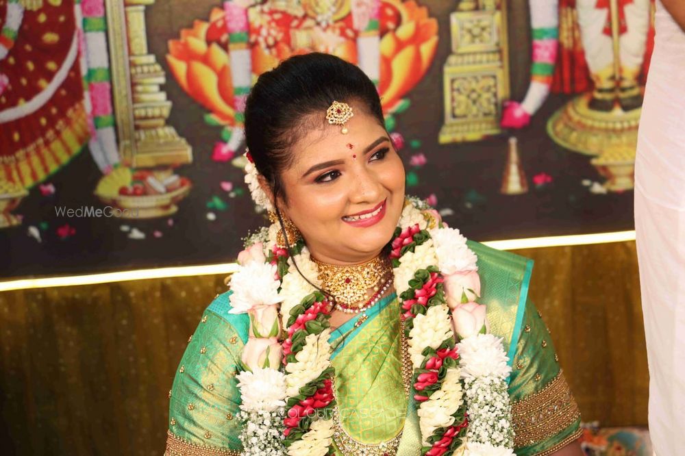 Photo By Surekha's Makeup Artistry - Bridal Makeup