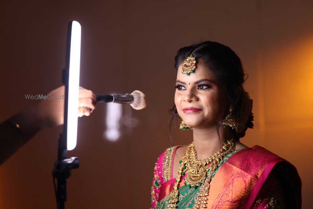 Photo By Surekha's Makeup Artistry - Bridal Makeup