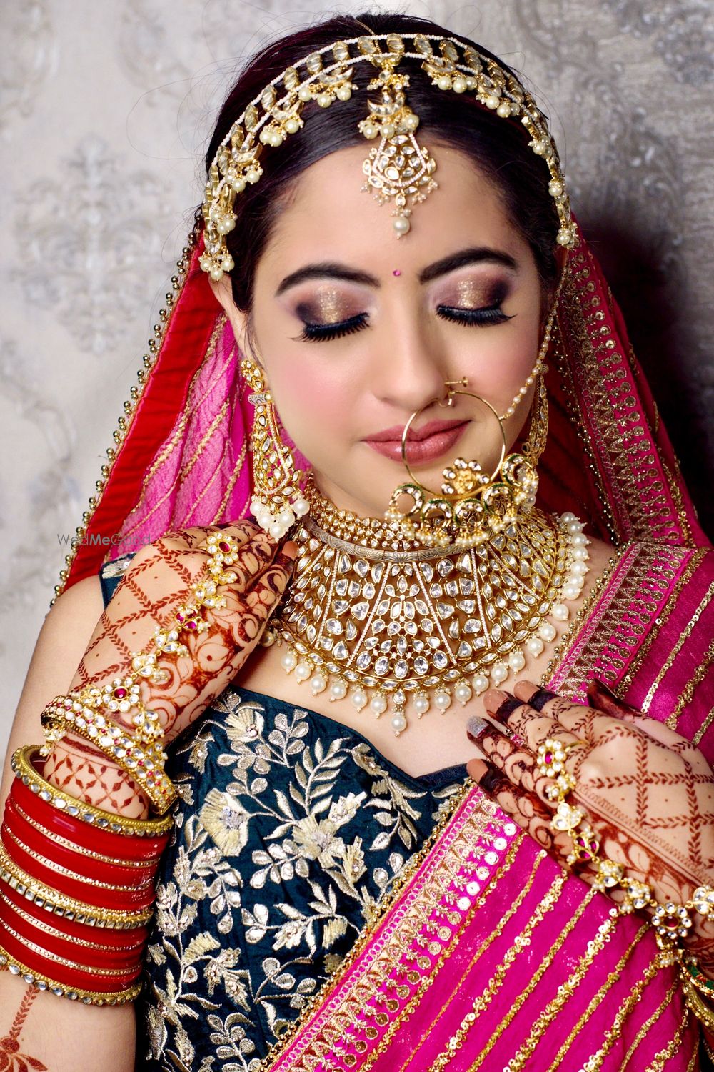 Photo By Alka Kohli Makeovers - Bridal Makeup