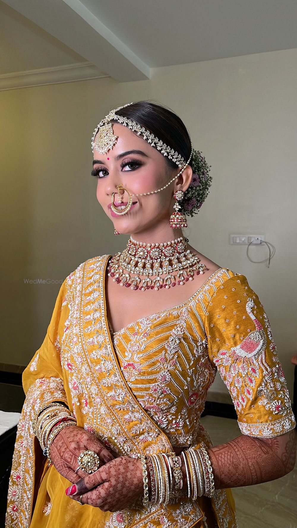 Photo By Alka Kohli Makeovers - Bridal Makeup