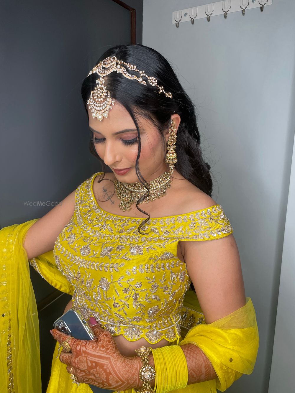 Photo By Makeovers by Nishneet - Bridal Makeup