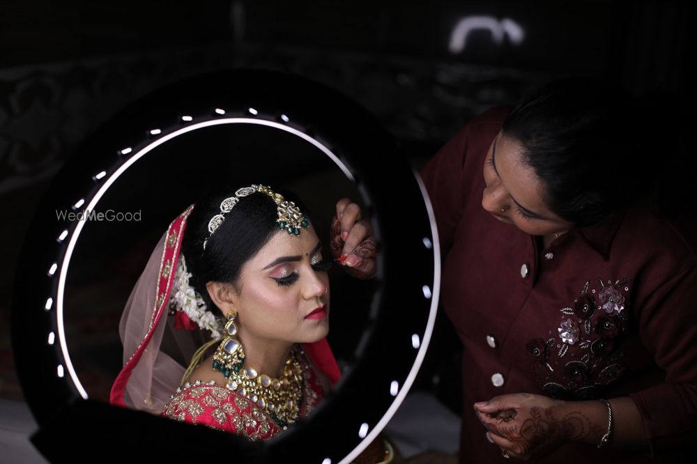 Photo By Lip n Blush Makeovers by Gurpreet - Bridal Makeup