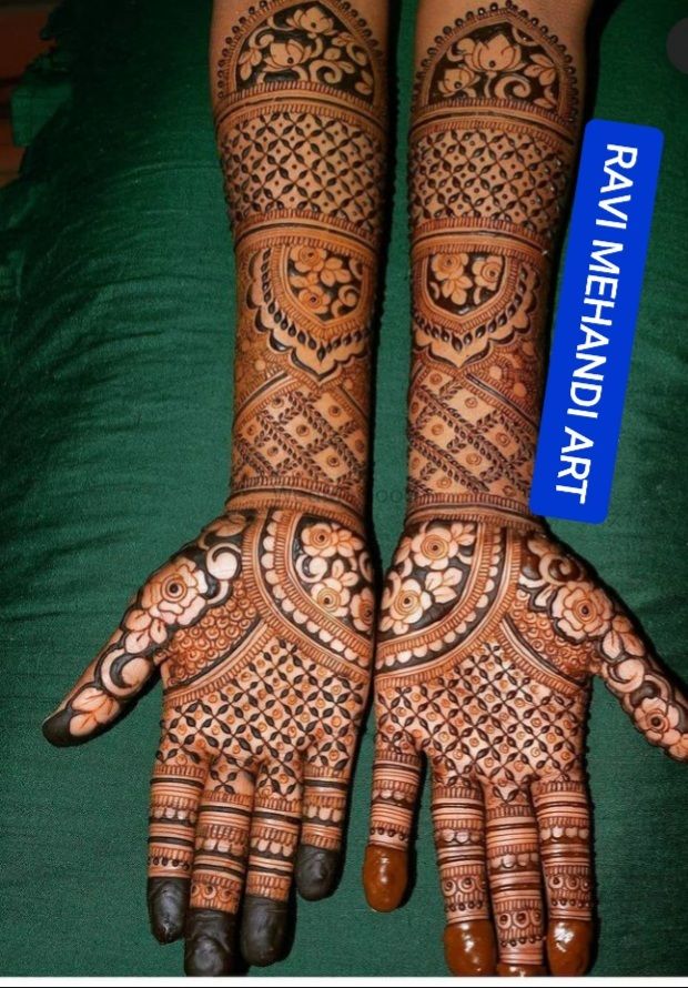 Photo By Ravi Mehandi Art - Mehendi Artist