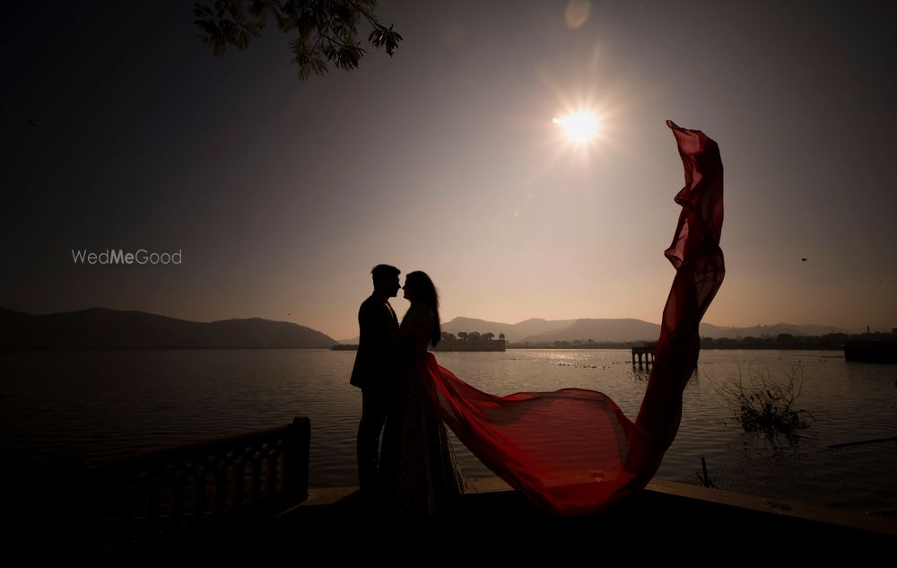 Photo By Shubh Candids - Pre Wedding Photographers