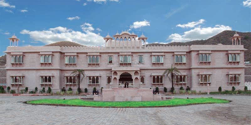 Photo By Bhanwar Singh Palace - Venues